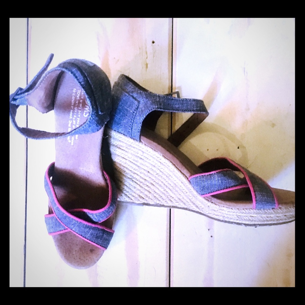 Toms platform wedges